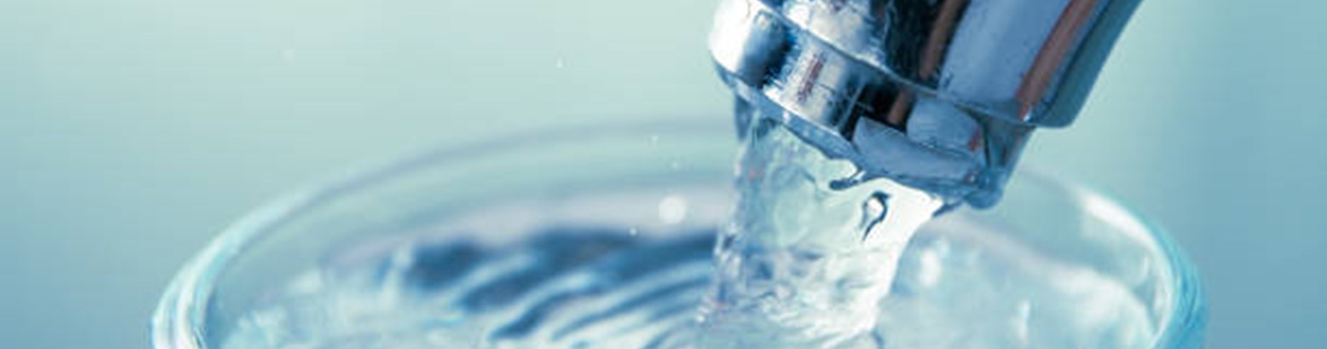 Tre guasti alla rete idrica, in corso i lavori di riparazione. Disagi nell’erogazione dell’acqua sino a stasera